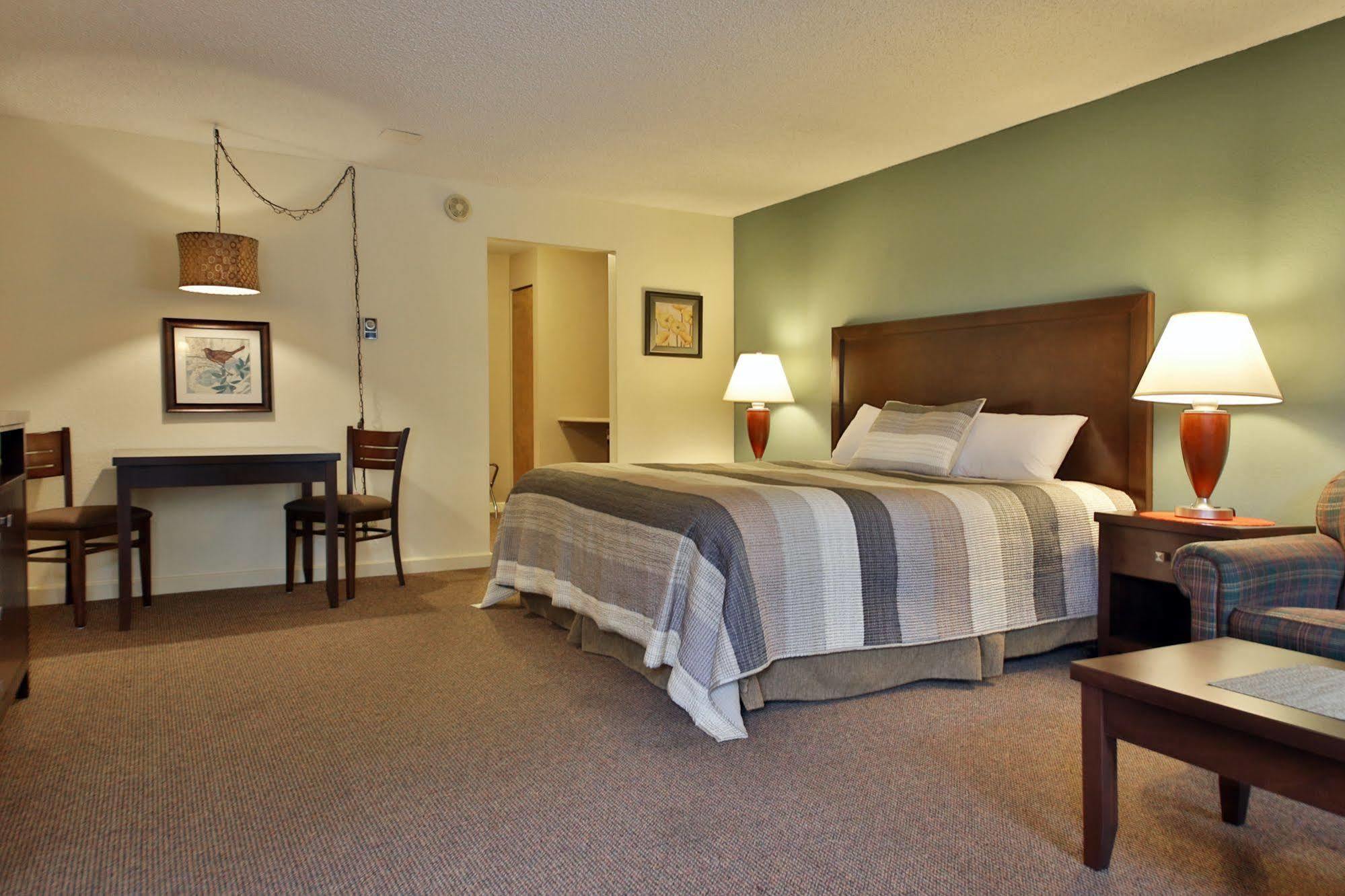 Harbor Inn Freeland 외부 사진