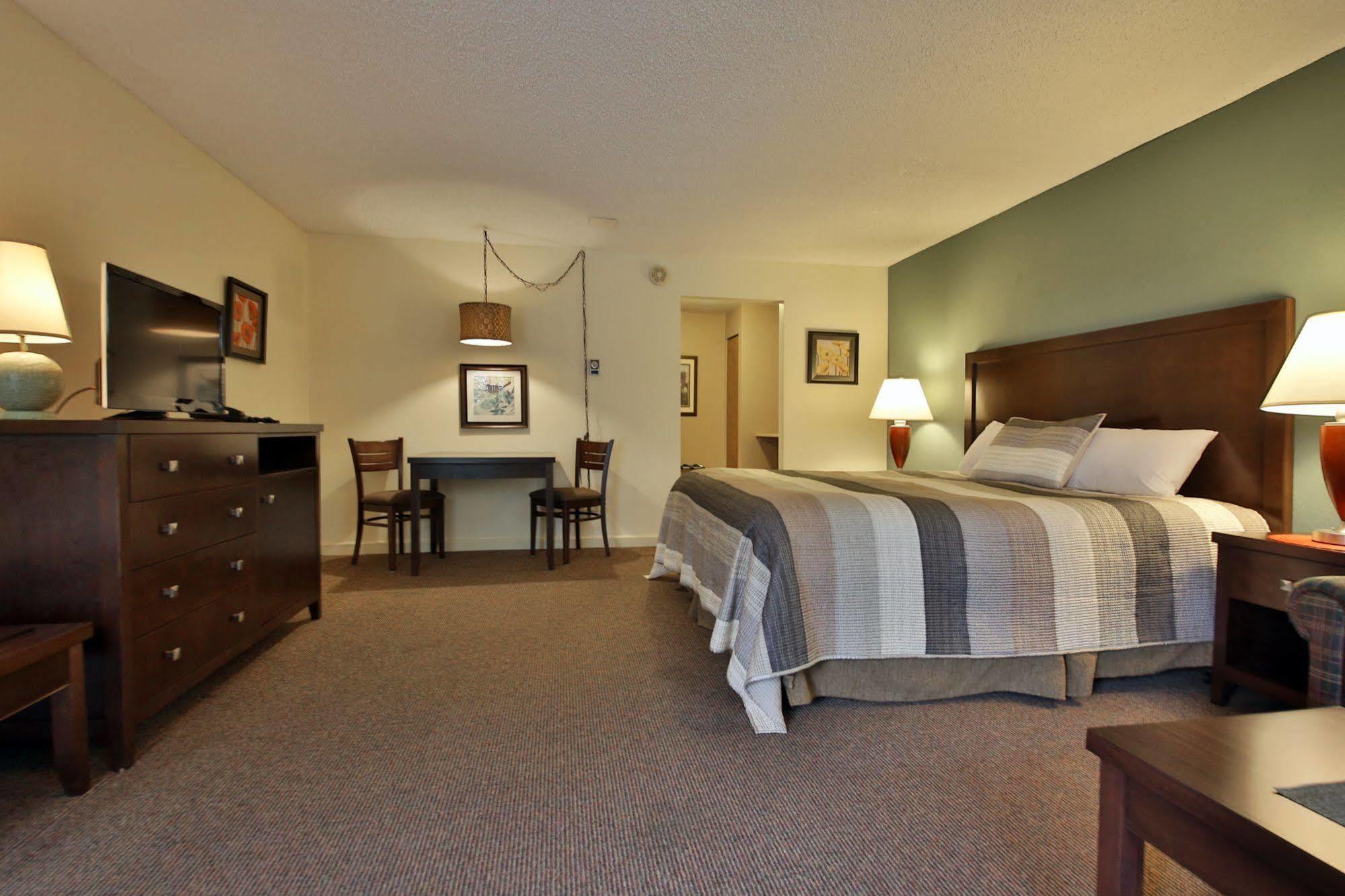 Harbor Inn Freeland 외부 사진